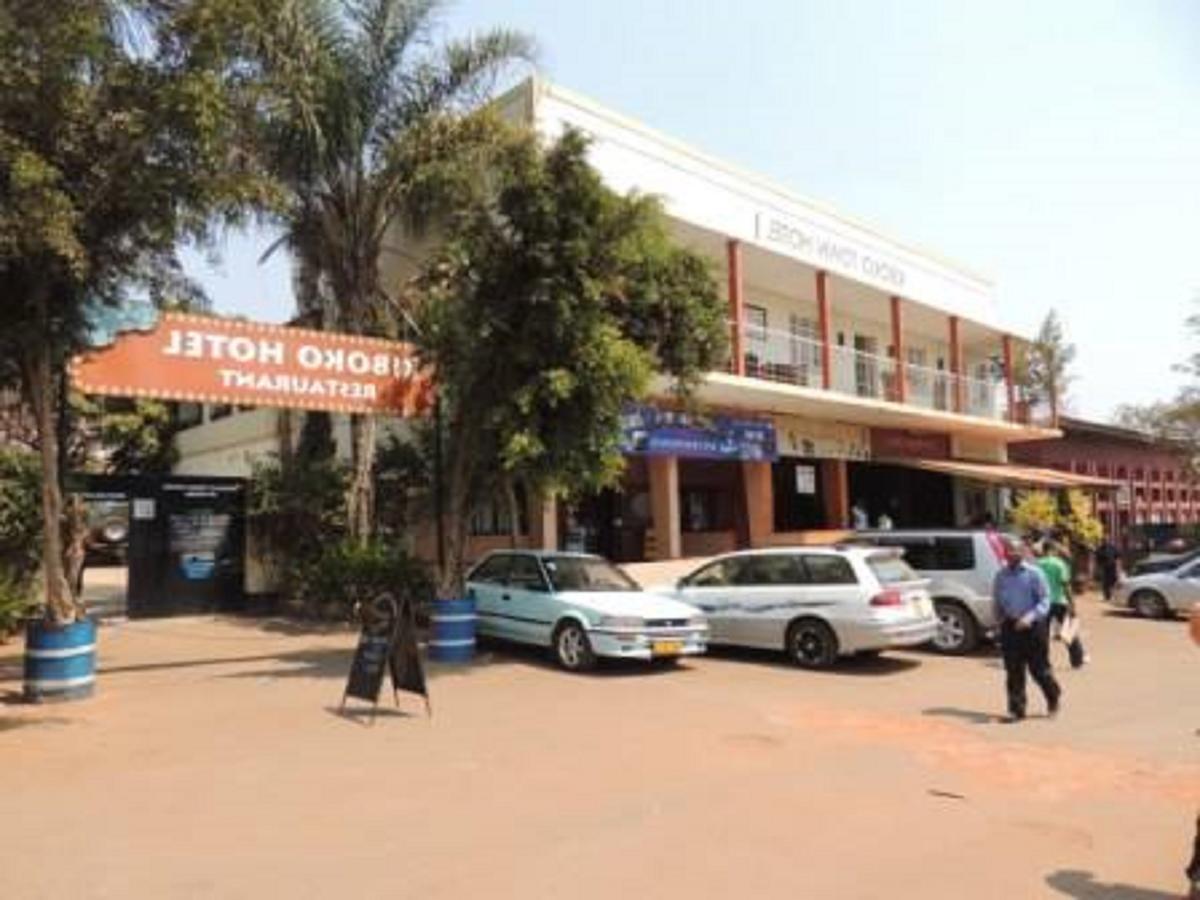 Kiboko Town Hotel Lilongwe Extérieur photo